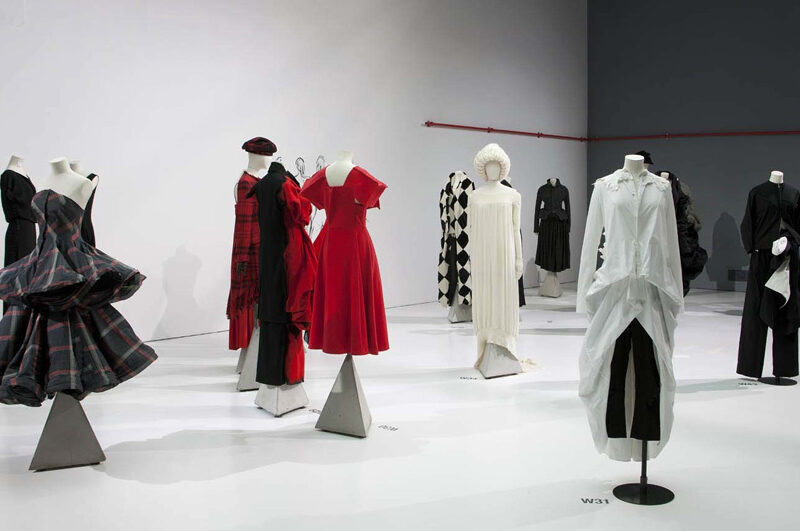 On exhibit The genius couture of Yohji Yamamoto 01