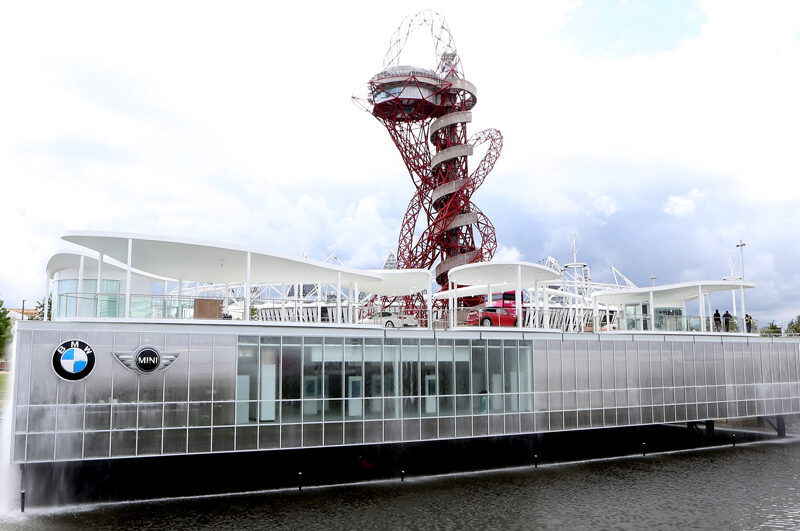 London 2012 Branding with architecture 01