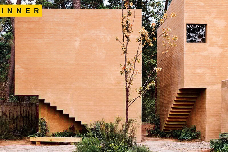 2018 AZ Awards Winner: Architecture Residential Single Family (Tie) (Entrepinos)