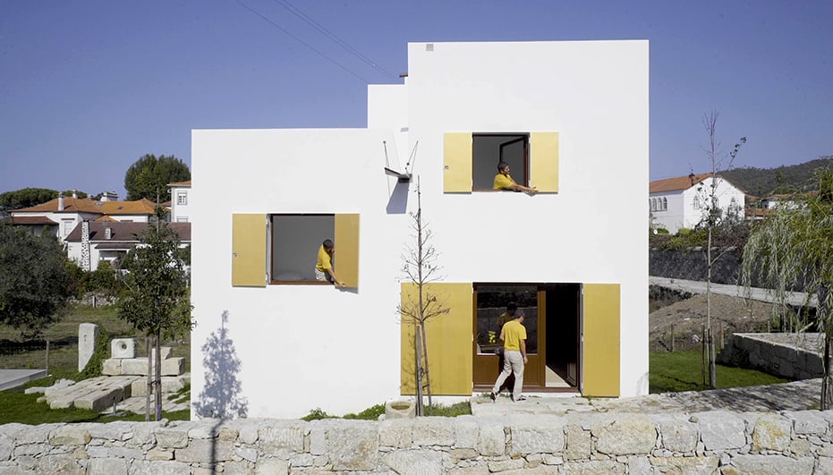 Film: A Day in the Life of a Modern Portuguese House