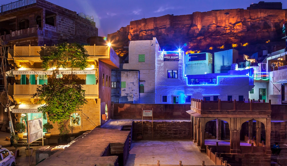 A Teal Cosmetics Haven Adds New Tone to India’s Blue City