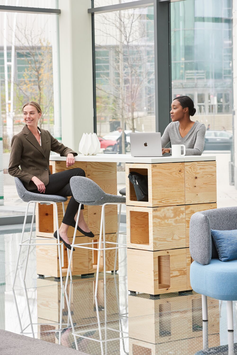 Teknion Bene Box