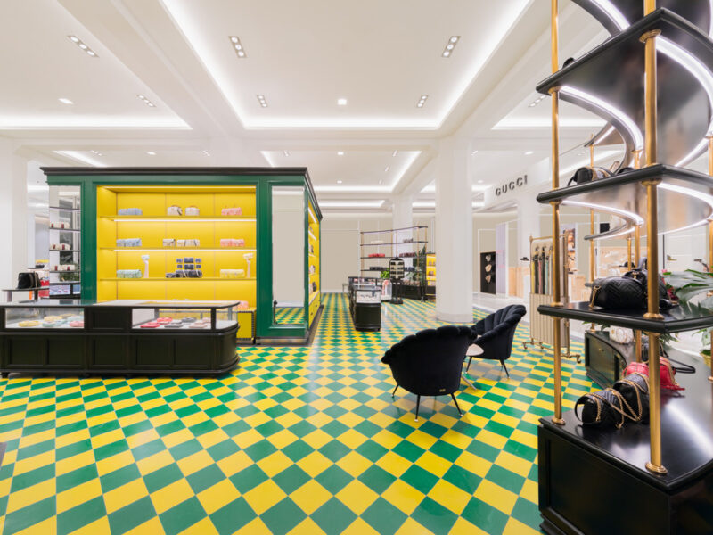 Holt Renfrew Ogilvy