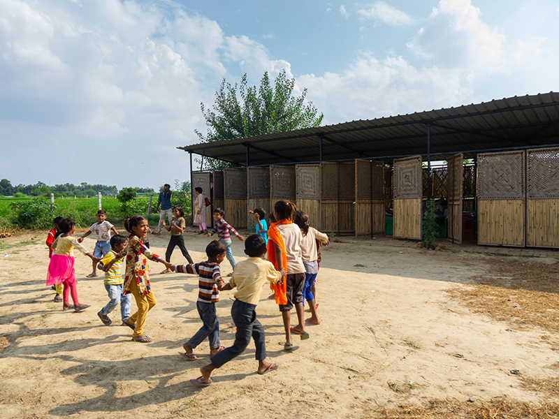 Children playing outside ModSkool, India, finalist of 2016 Global Challenge