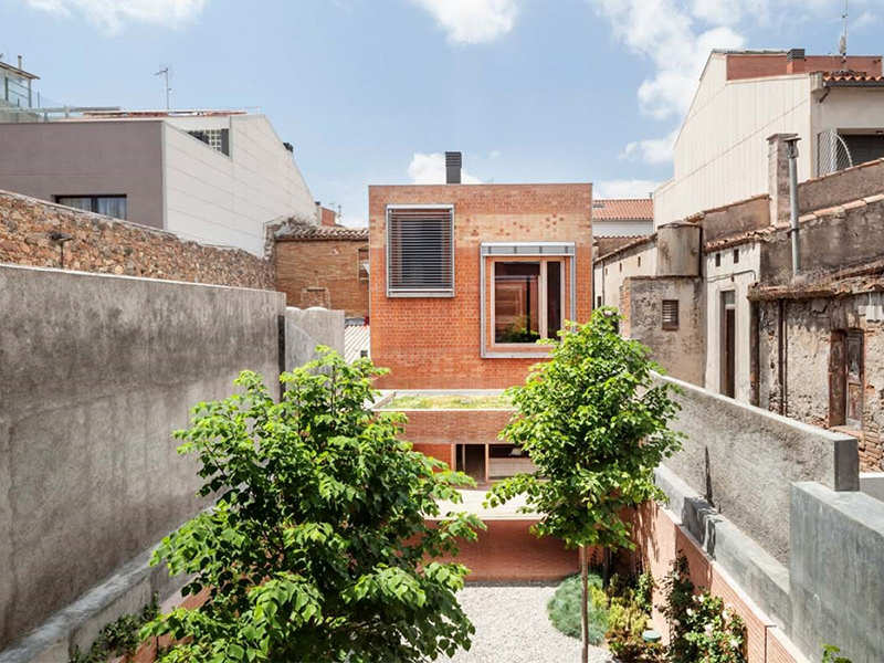 View of building courtyard