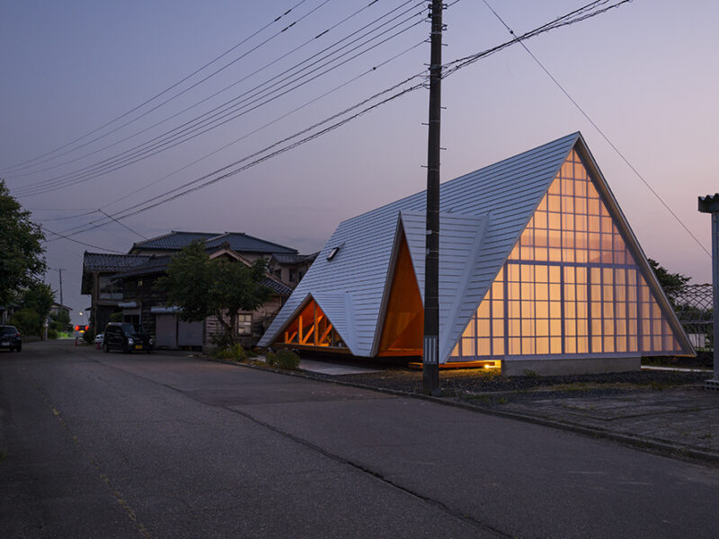 Hara House by Takeru Shoji Architects
