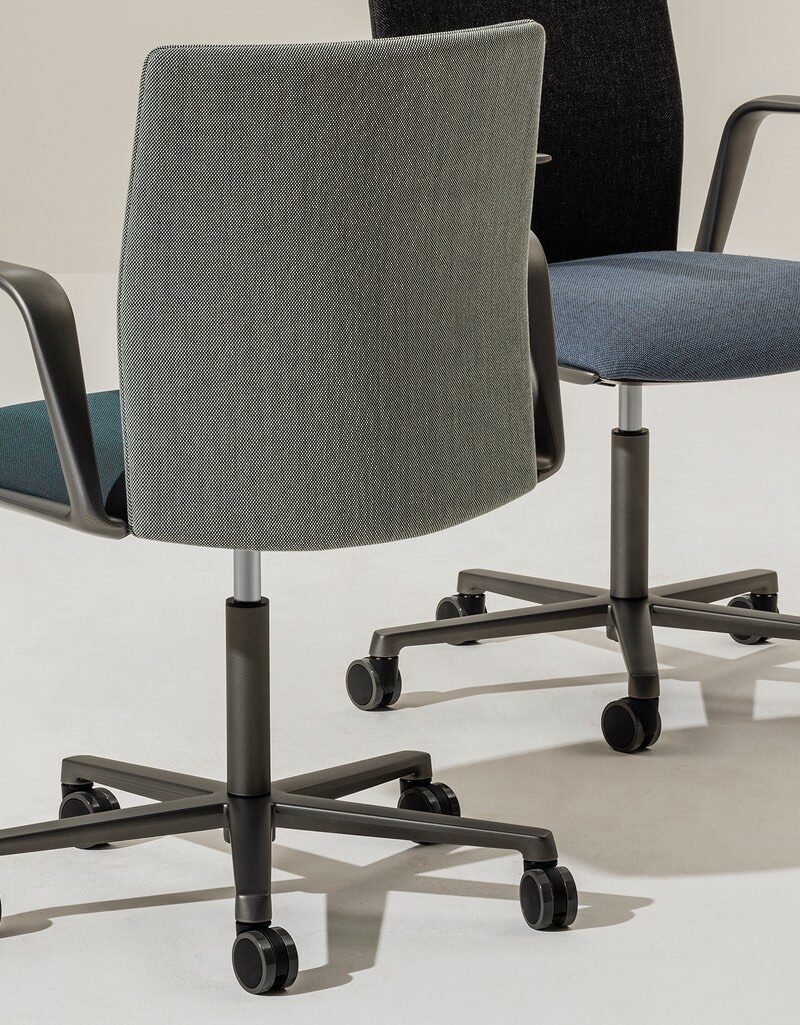Kinesit Met ergonomic task chair by Arper