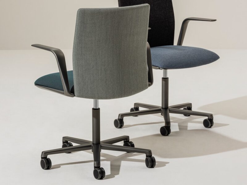 Kinesit Met ergonomic task chair by Arper