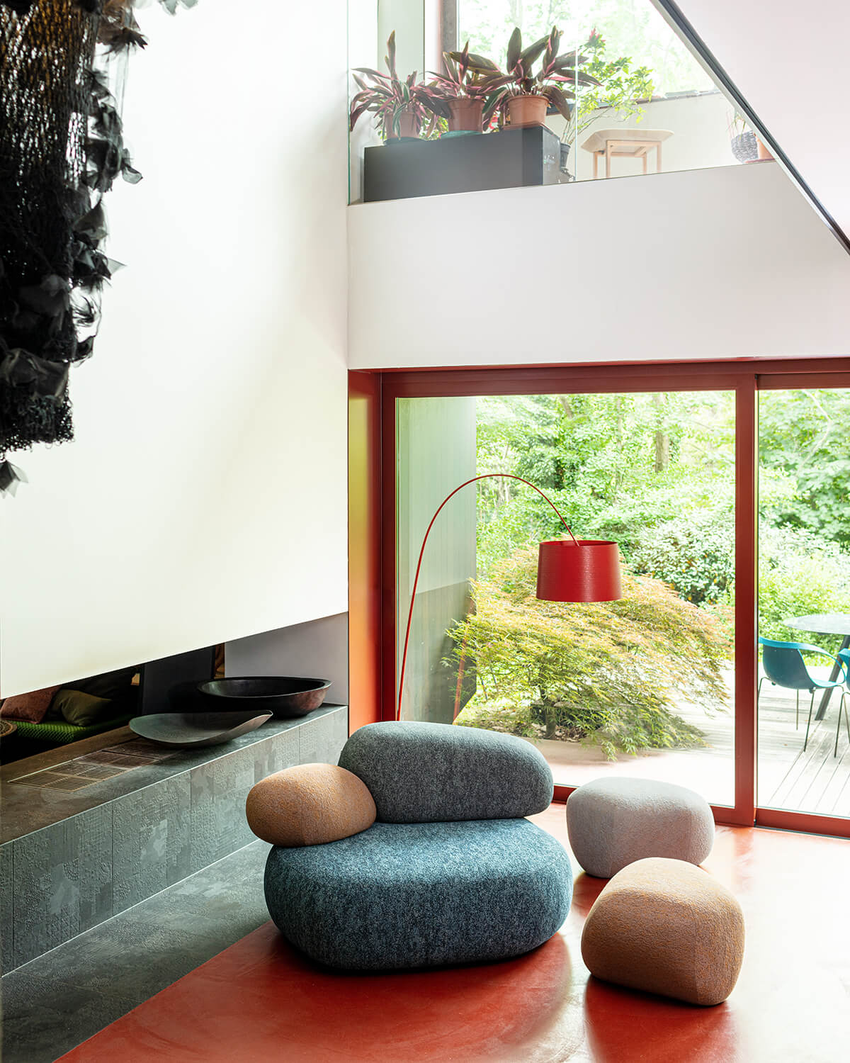 Pebble Rubble Seating by Front for Moroso
