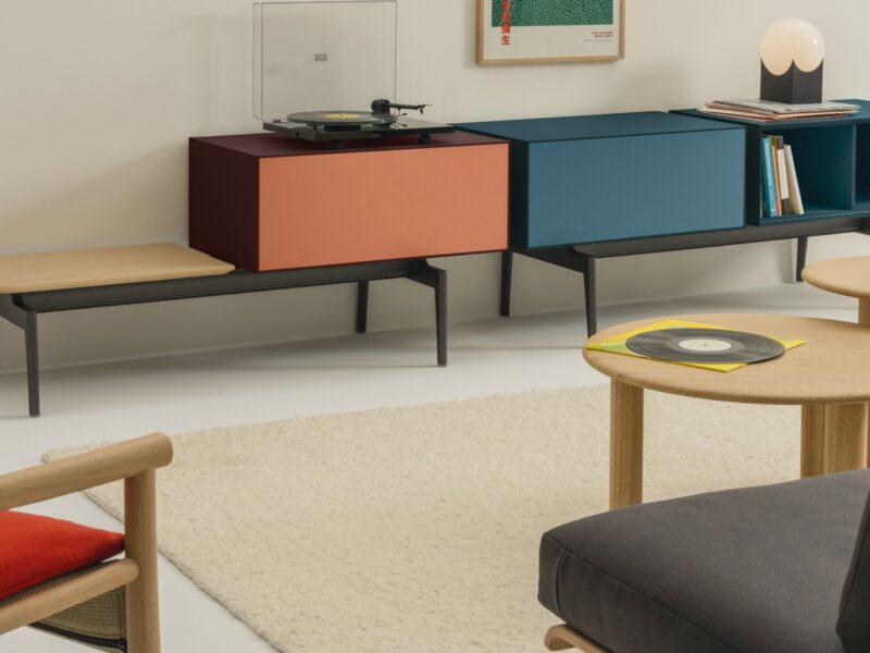 Semiton by Arper exemplifies this year's orange and blue colour trends