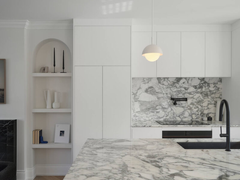Image of kitchen finished with Ciot Natural Stone.
