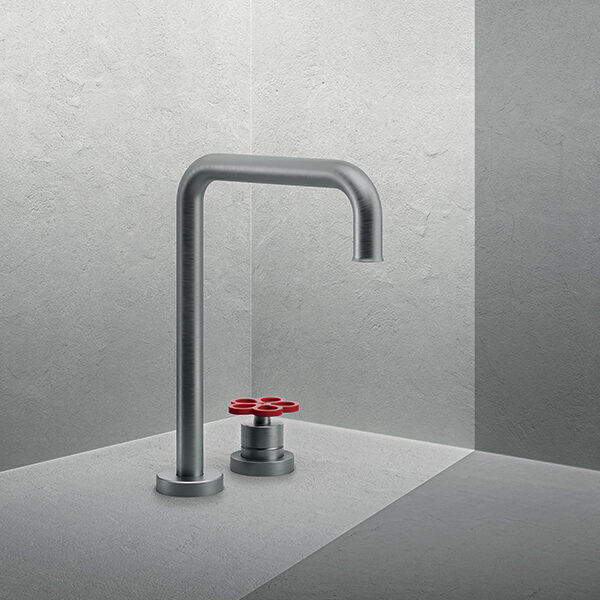 Pipe by Fantini