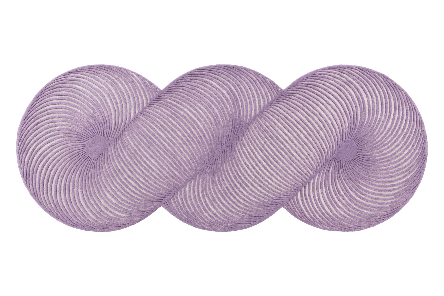 One of the best 2023 rug designs is Giro by Gan Rugs, a lilac rug with an oversized chainlink-like pattern.