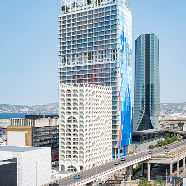 La Porte Bleue