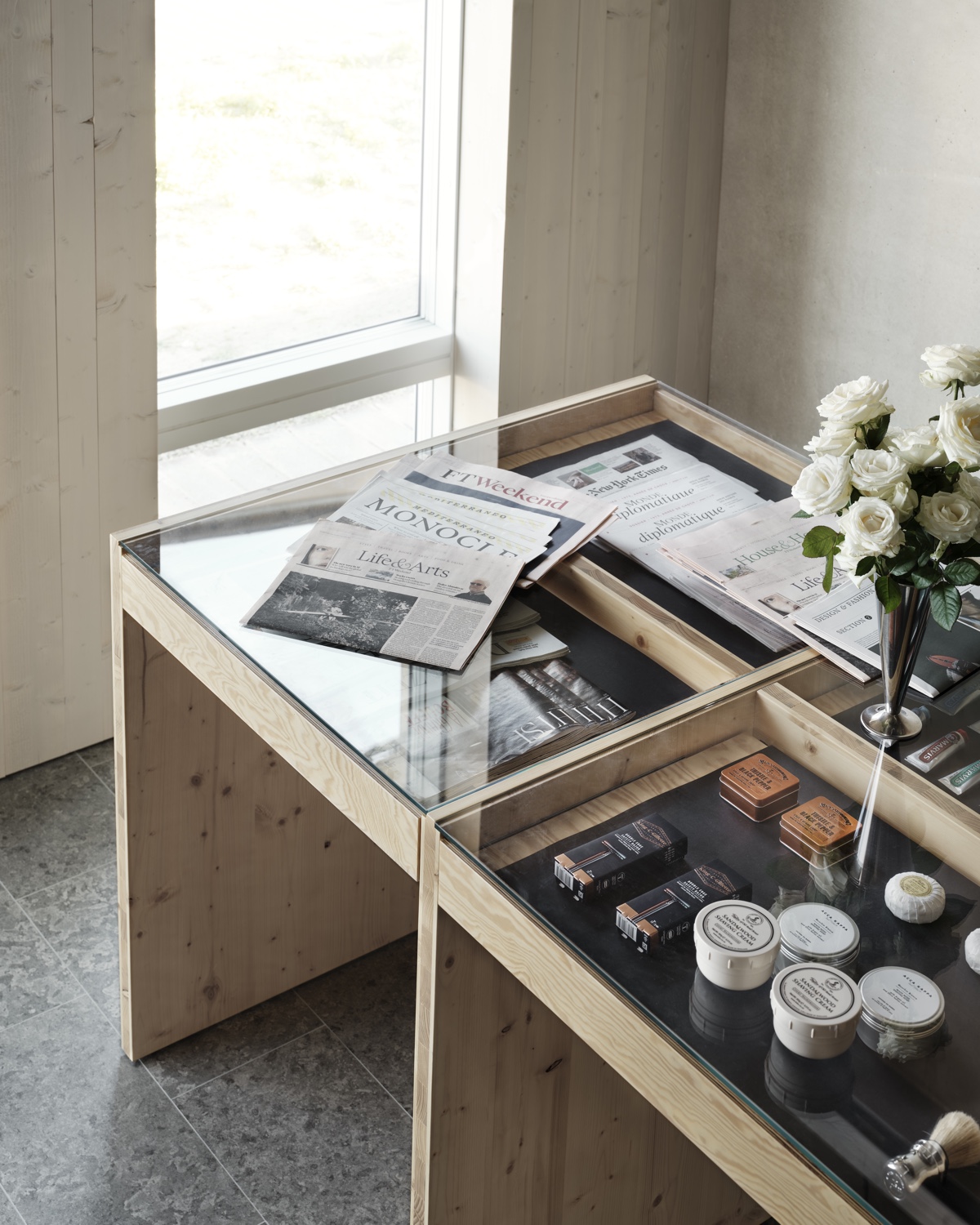 Moodbord Display Table by interior design studio Modesty Concept for Blå Station