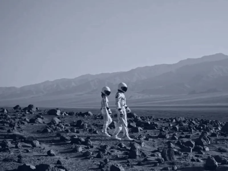 villa on the moon