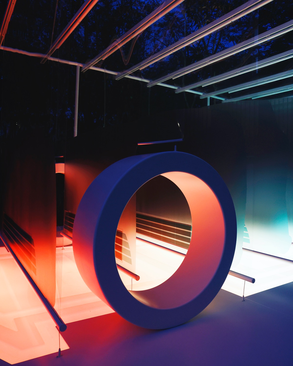 A closeup of one of the wheels in the installation showing a large open white circle.