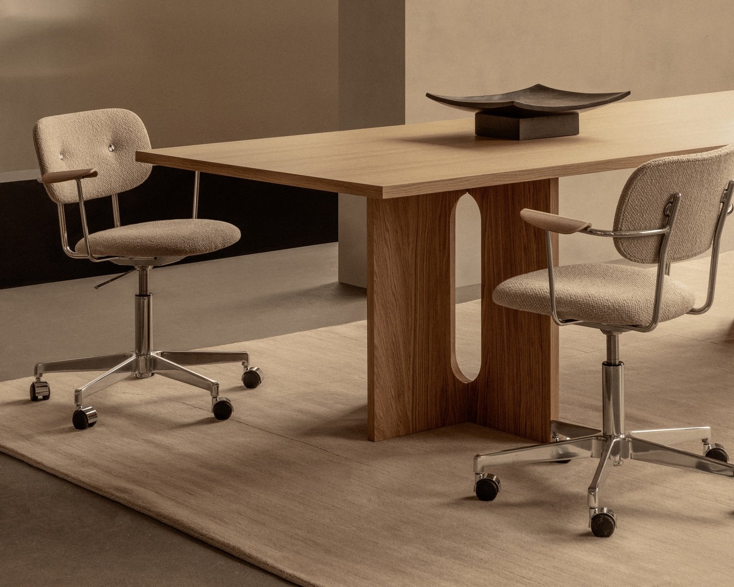 Co Task Armchair