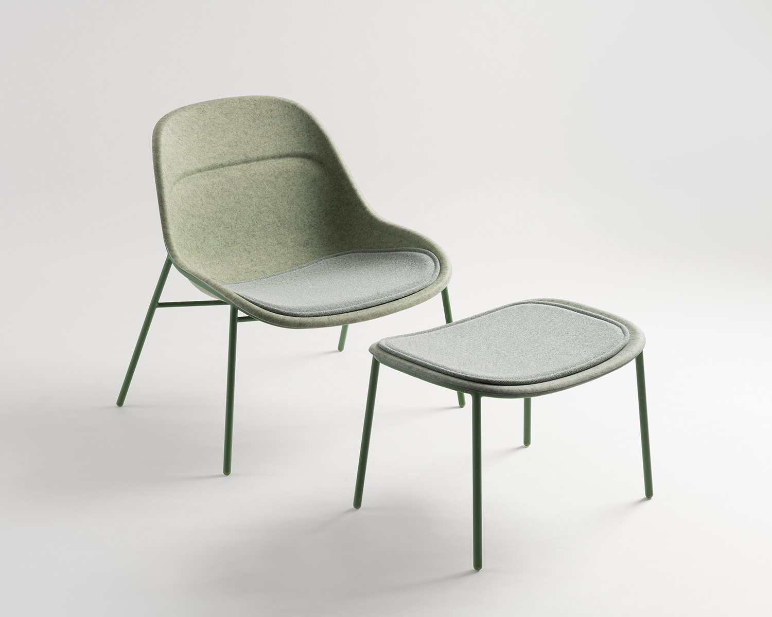 Vale lounge chair by KFI Studios