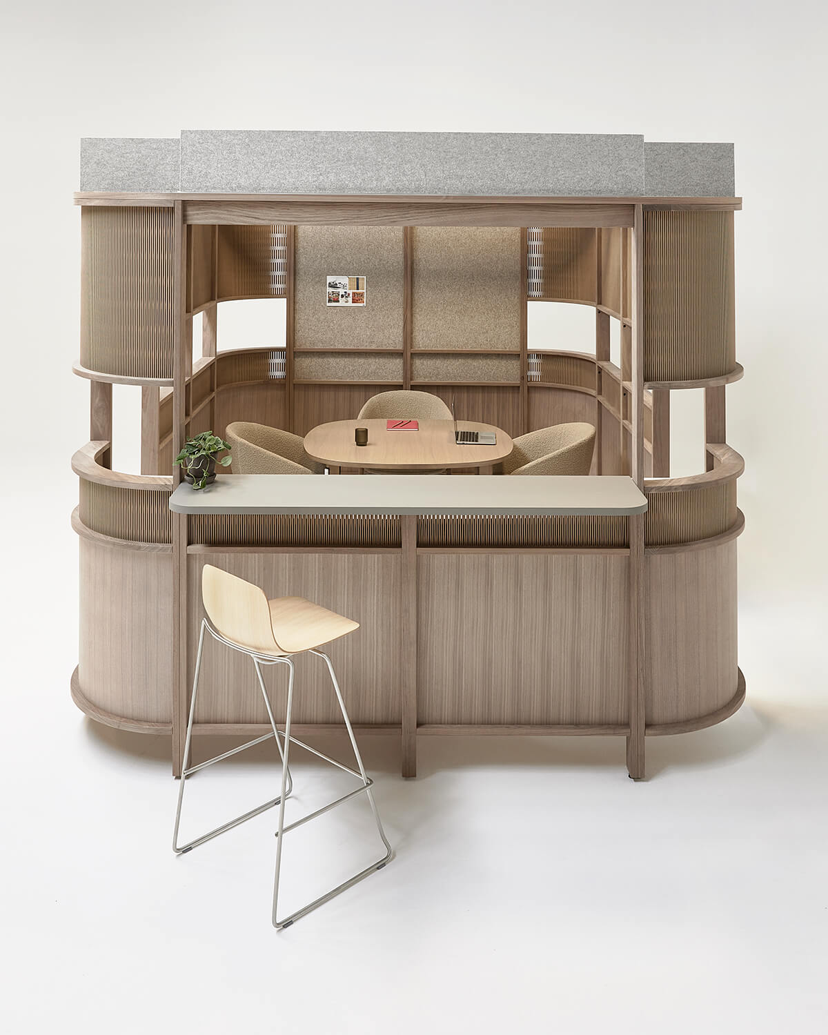 Toko Meeting Pod by Nienkamper