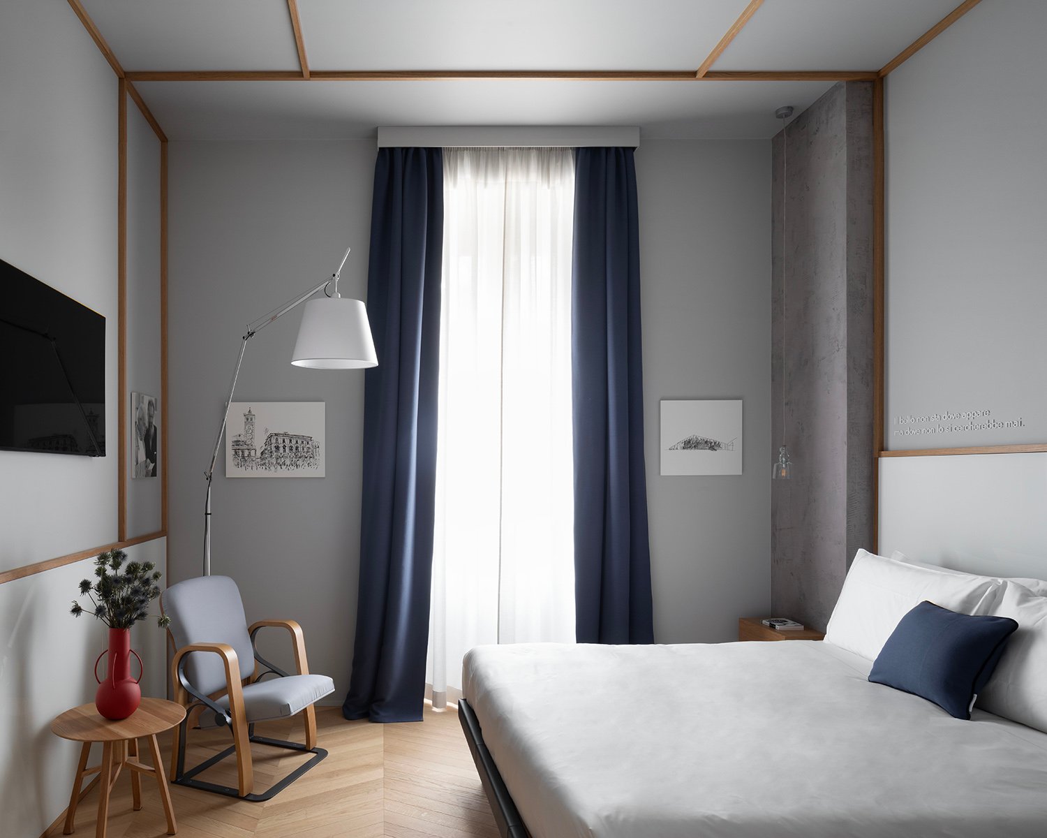 DE LUCCHI, ROOM 104