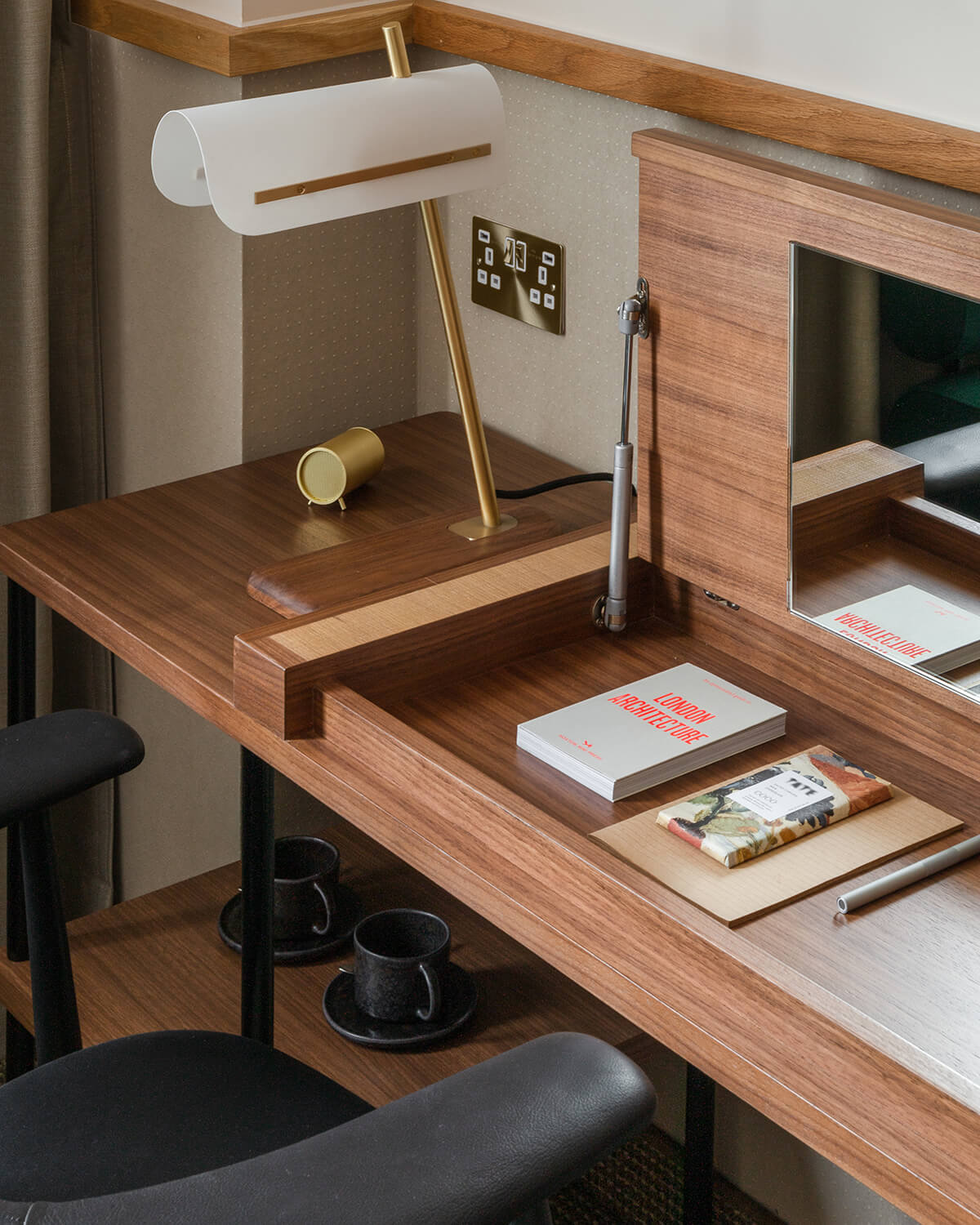 The guest room table lamps, sold as part of Armitage’s Modernist collection, pull from another retro source of inspiration, reinterpreting the work of the designer’s grandfather — architect Edward Armitage — with contemporary flair.