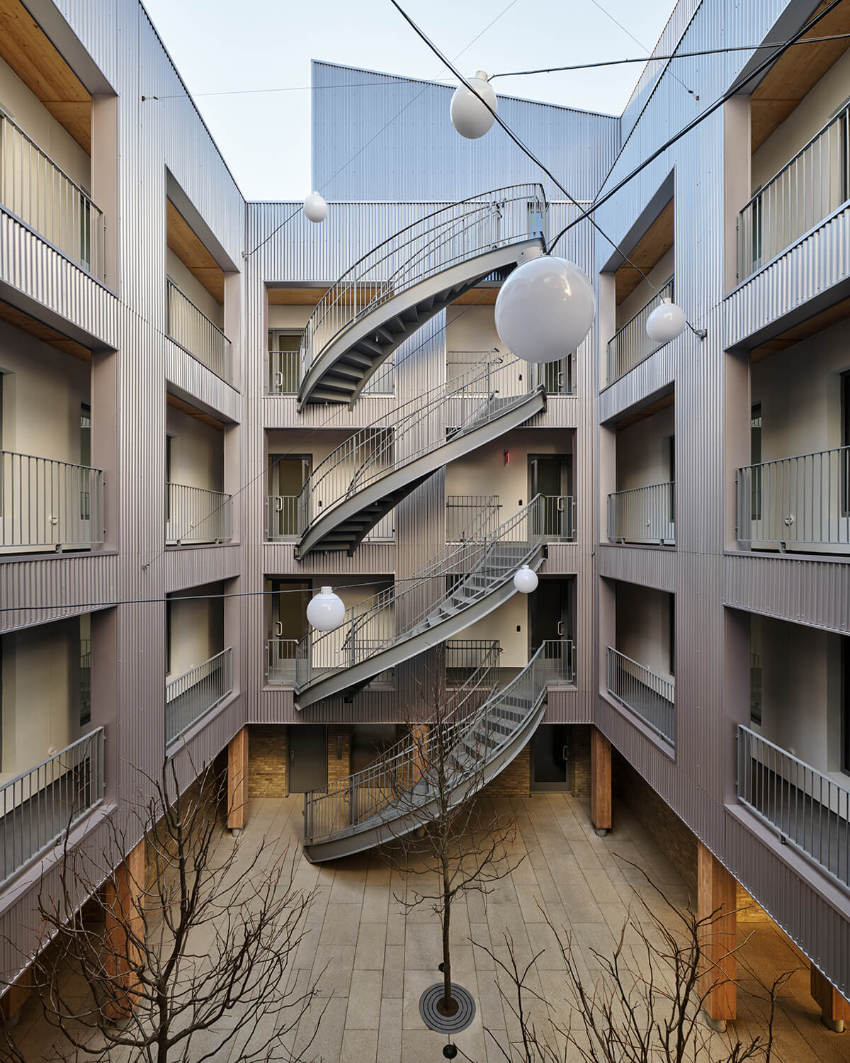 Courtyard at Frame 122 apartment building in Brooklyn