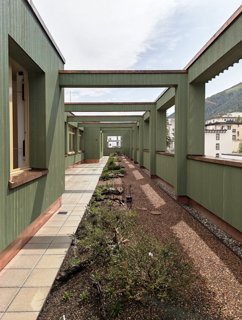 In Davos, a Stylish Second Act for a 1960s School