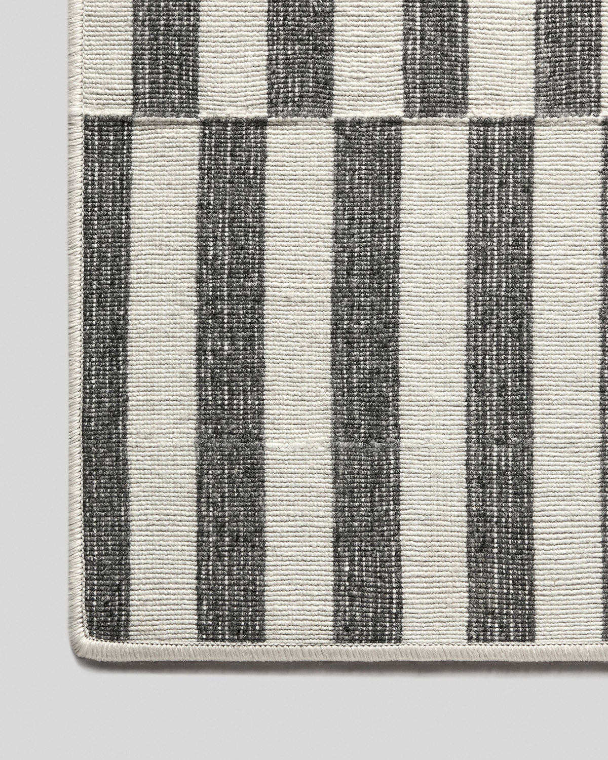 Reed rug in Pepper by Ernesta