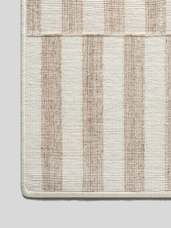 Reed rug in Linen by Ernesta