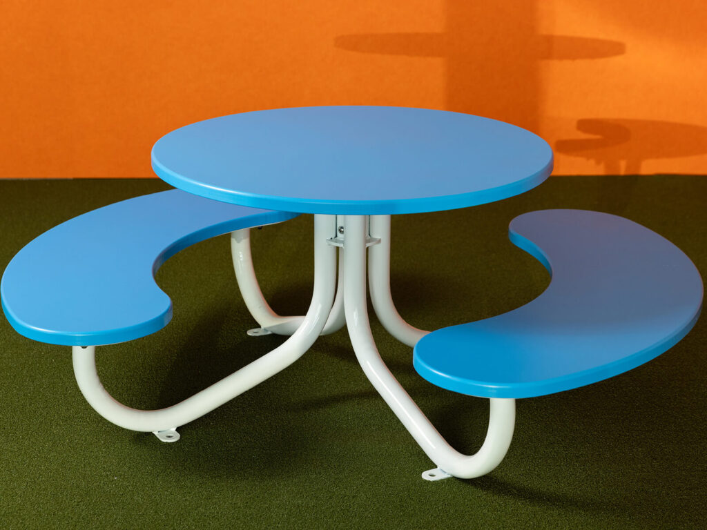 FAVA Children's Picnic Table from Maglin Minis Collection