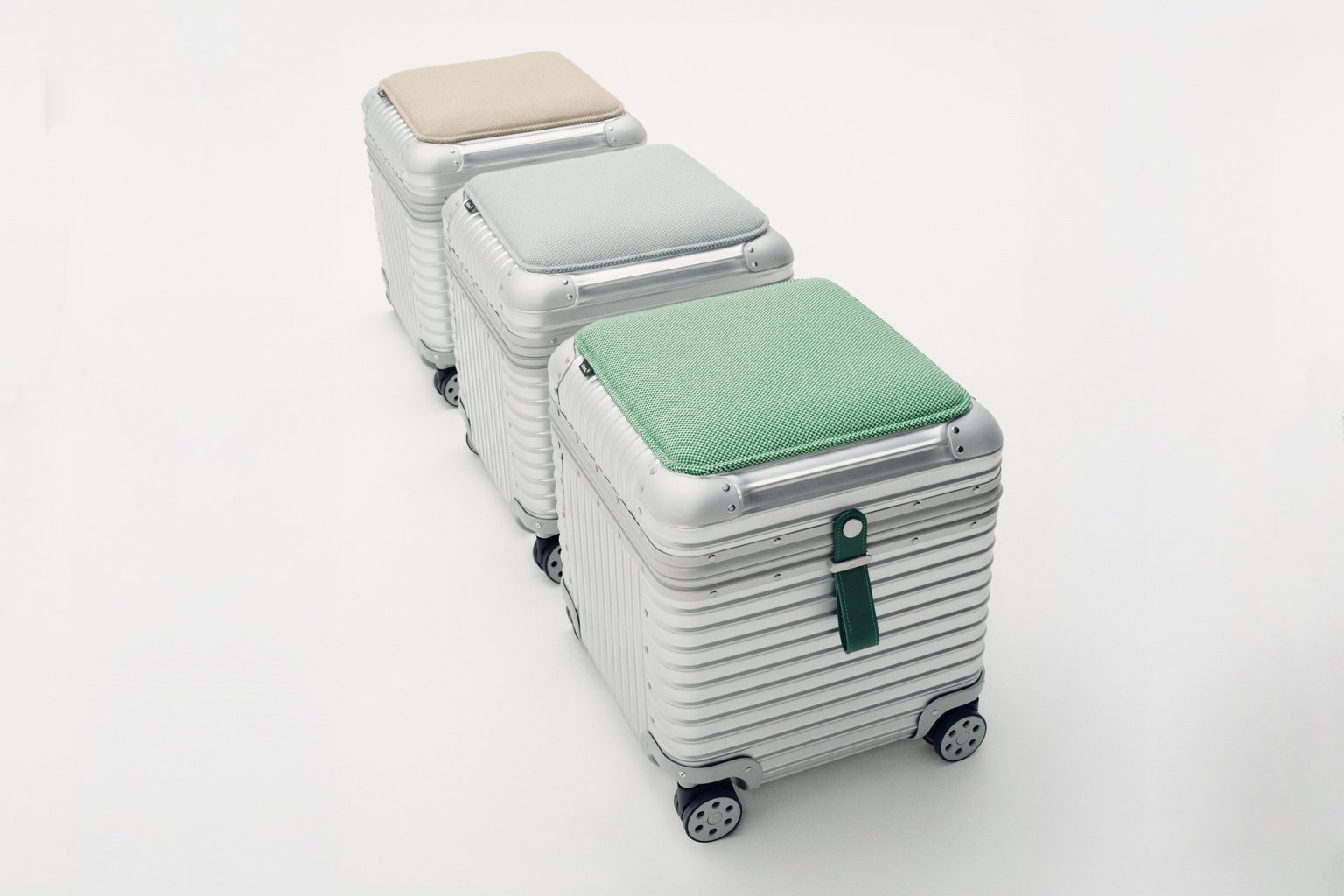 Elegante Übernahme von Rimowa X Vitra