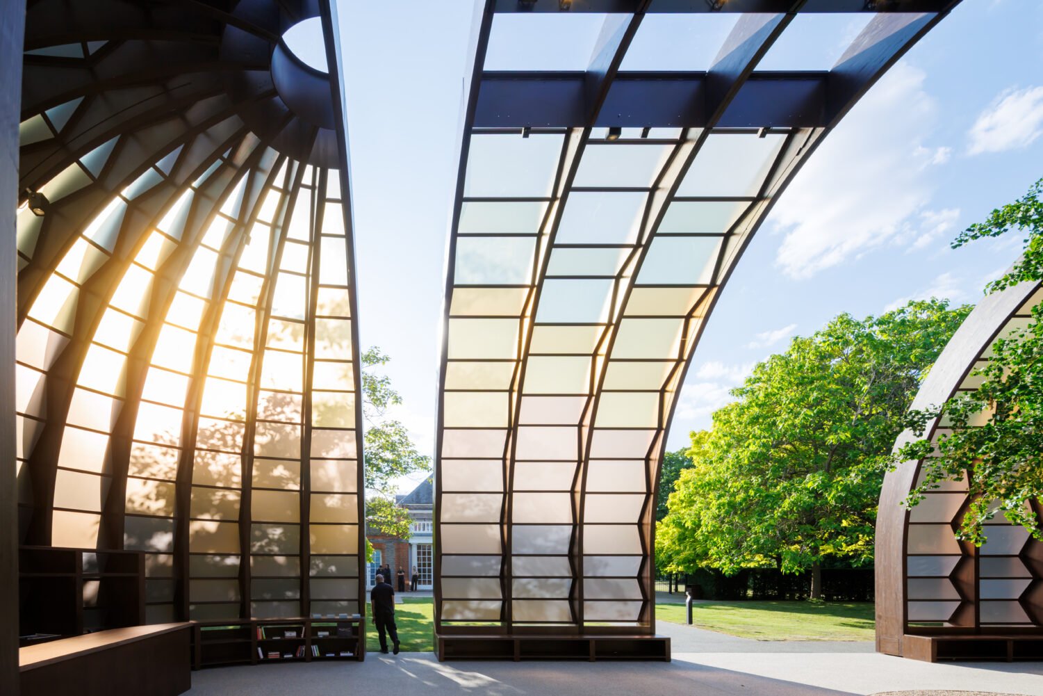 Serpentine Pavilion 2025 A Capsule in Time, designed by Marina Tabassum, Marina Tabassum Architects (MTA). © MTA. Photos: Iwan Baan, Courtesy: Serpentine.