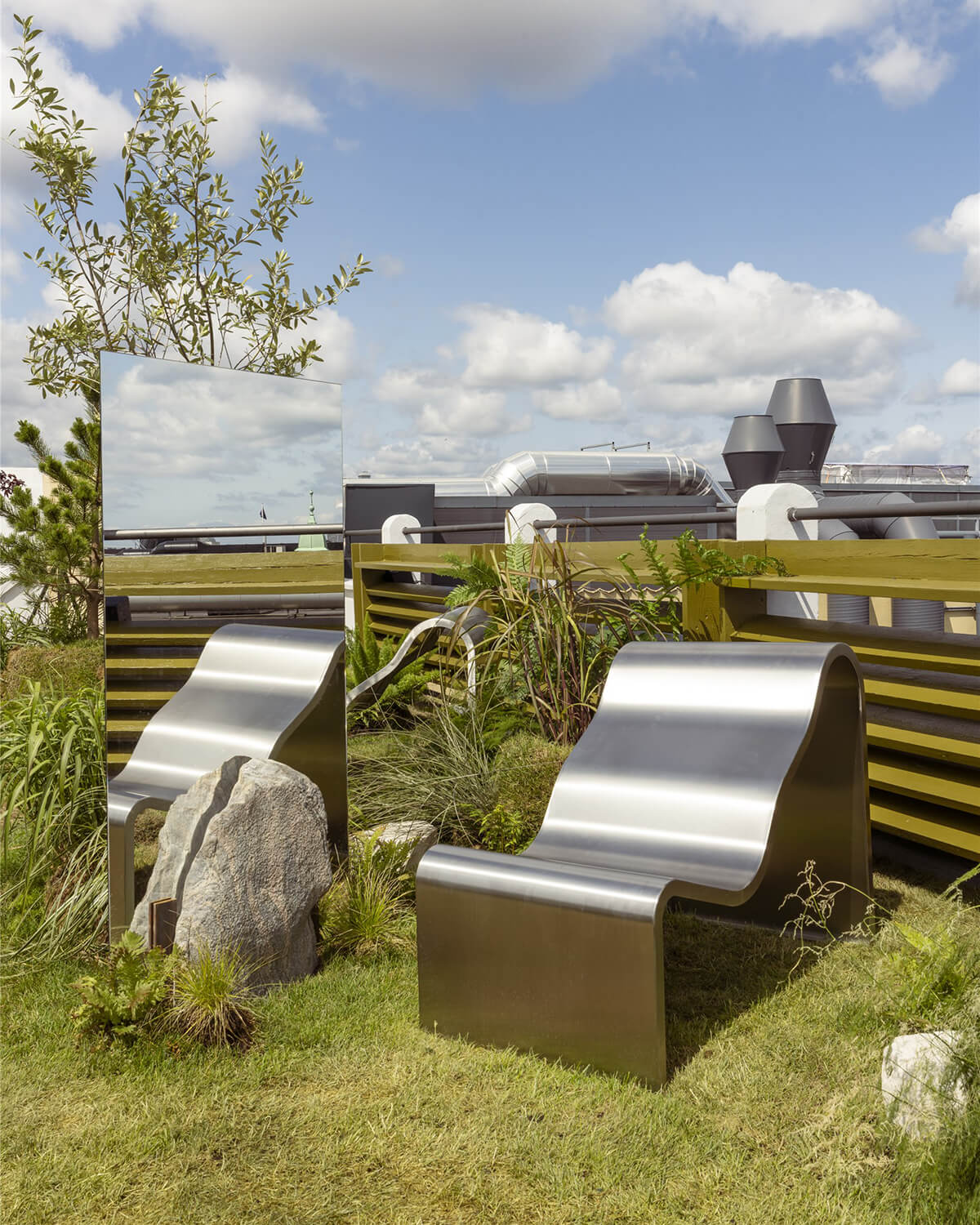 Dream View bench by Muuto