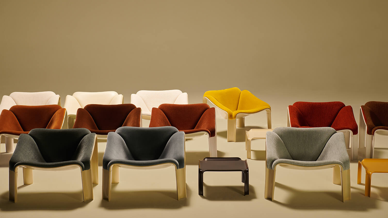 Gubi F300 chairs