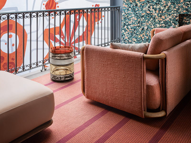Kromis coffee table by Giorgetti