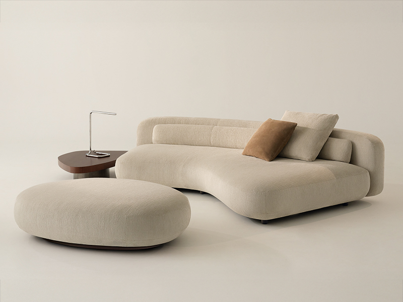 Bezier from Minotti