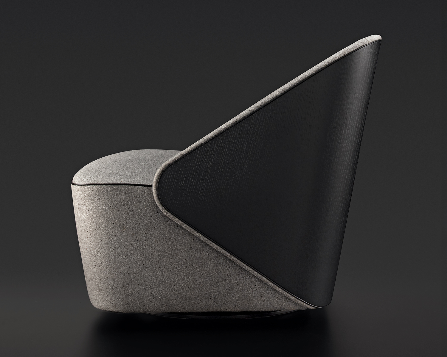 Nest armchair with wood back Rimadesio