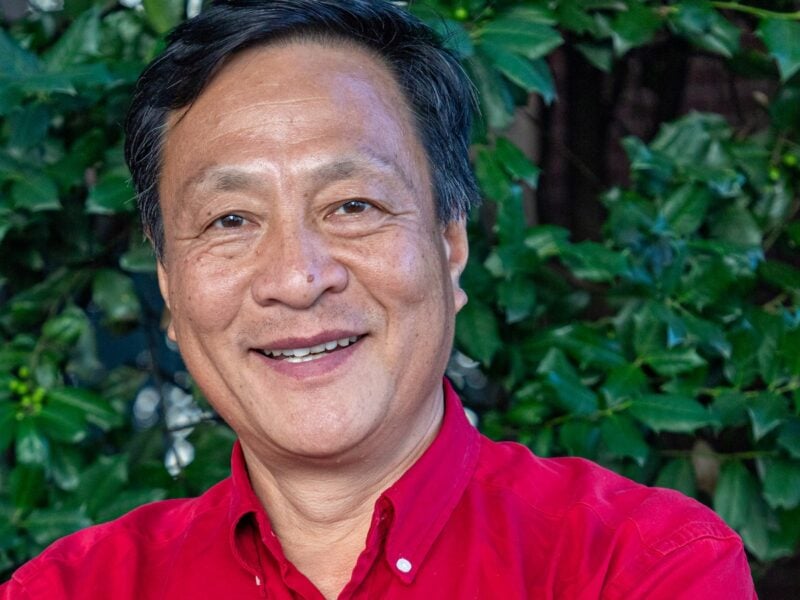 Kongjian Yu
