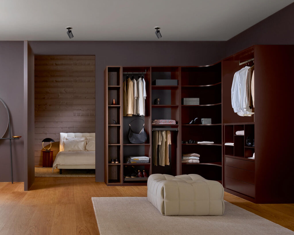 Todana walk-in closet by Ligne Roset