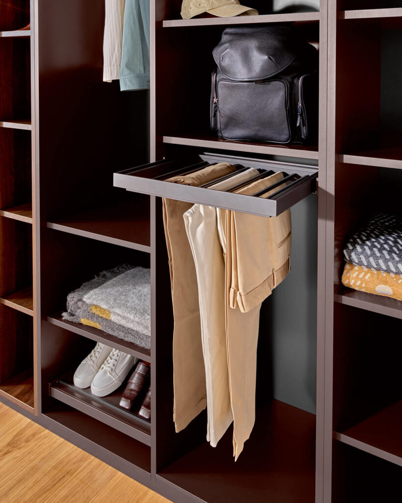 Todana walk-in closet by Ligne Roset