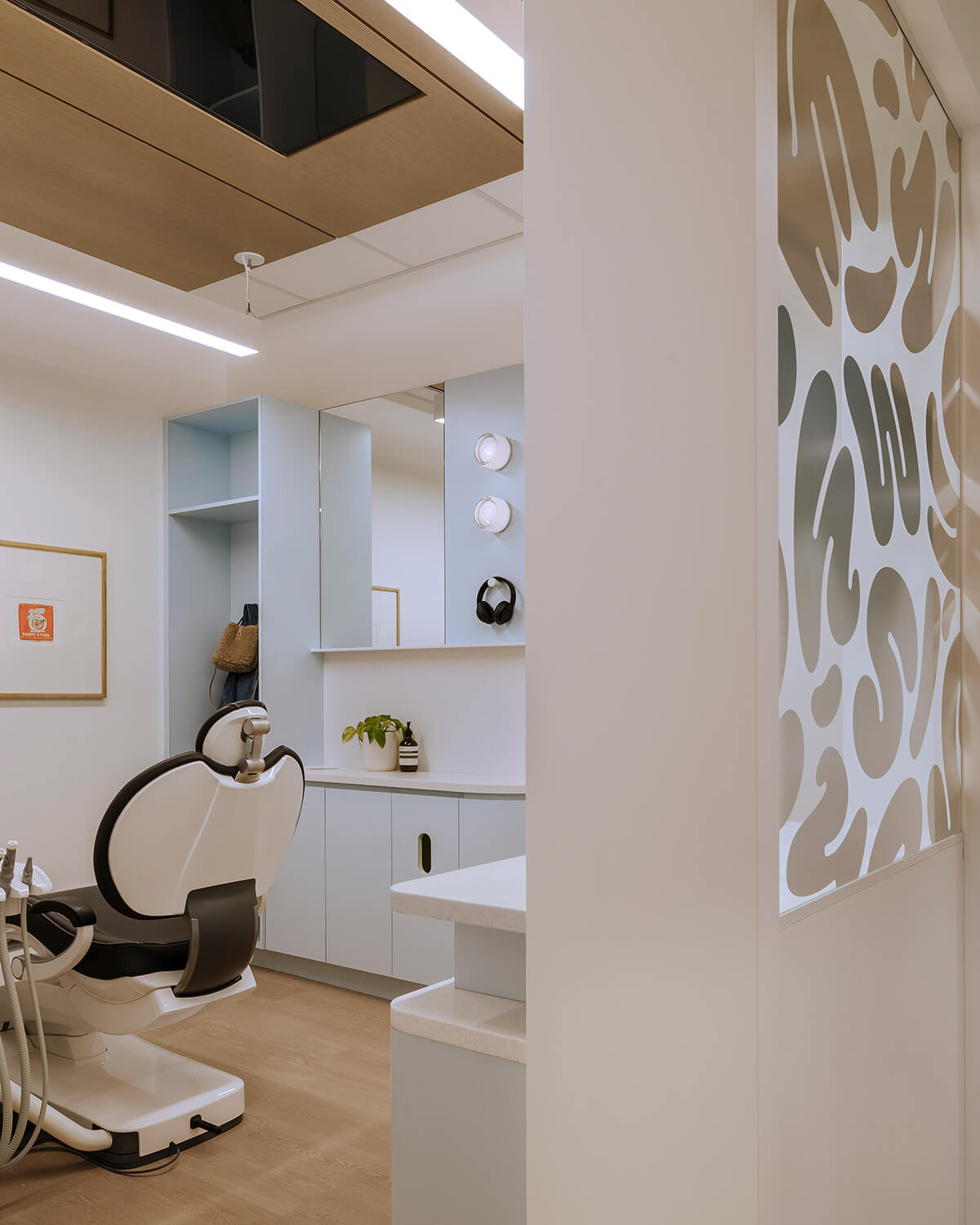 Dental clinic treatment room