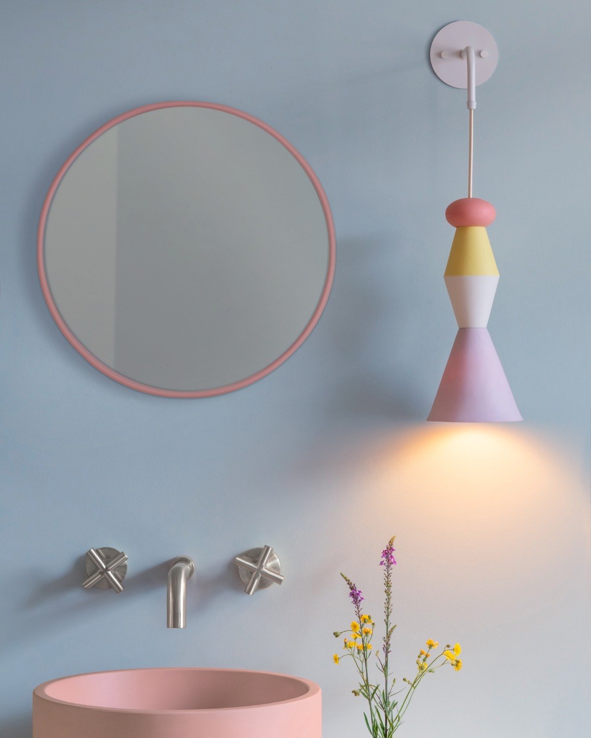 Frida Mod wall light Pastello bathroom lighting Curiousa