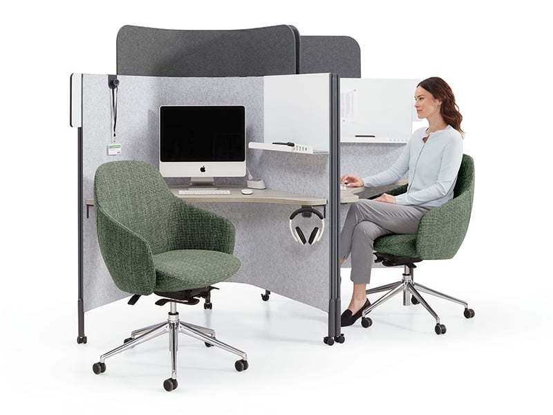 Quora chair by Global Furniture Group