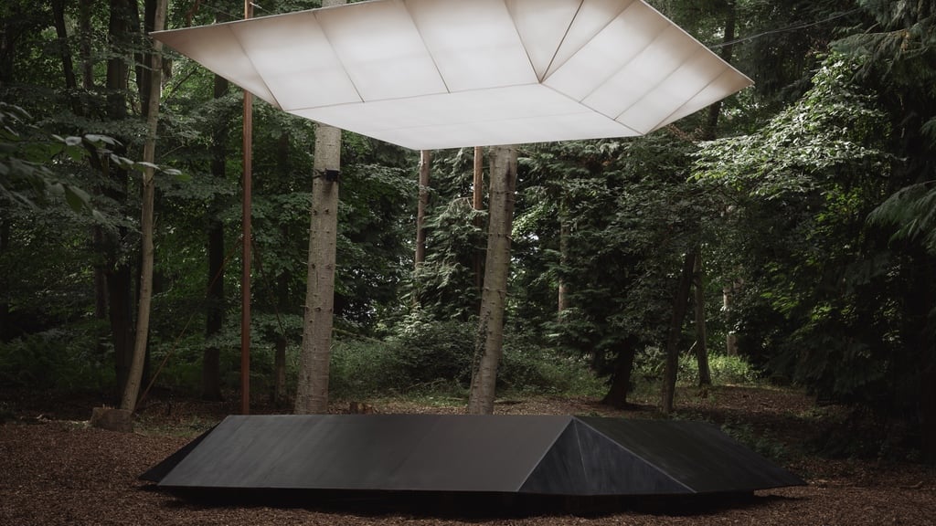 Benni Allan installation at Houghton Festival