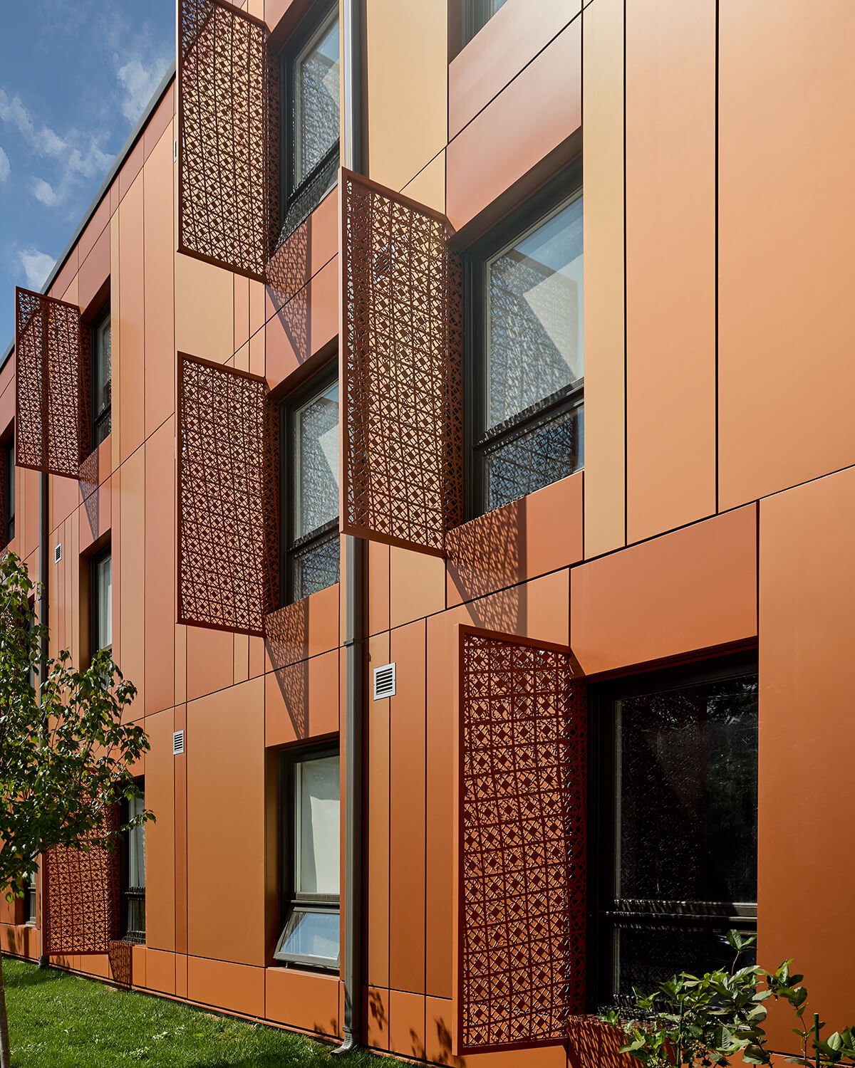 Stacbond A2 metal facade at 1120 Ossington Avenue