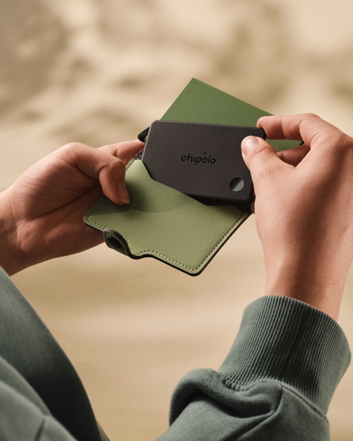 Card from Chipolo fits easily in wallets and passport covers