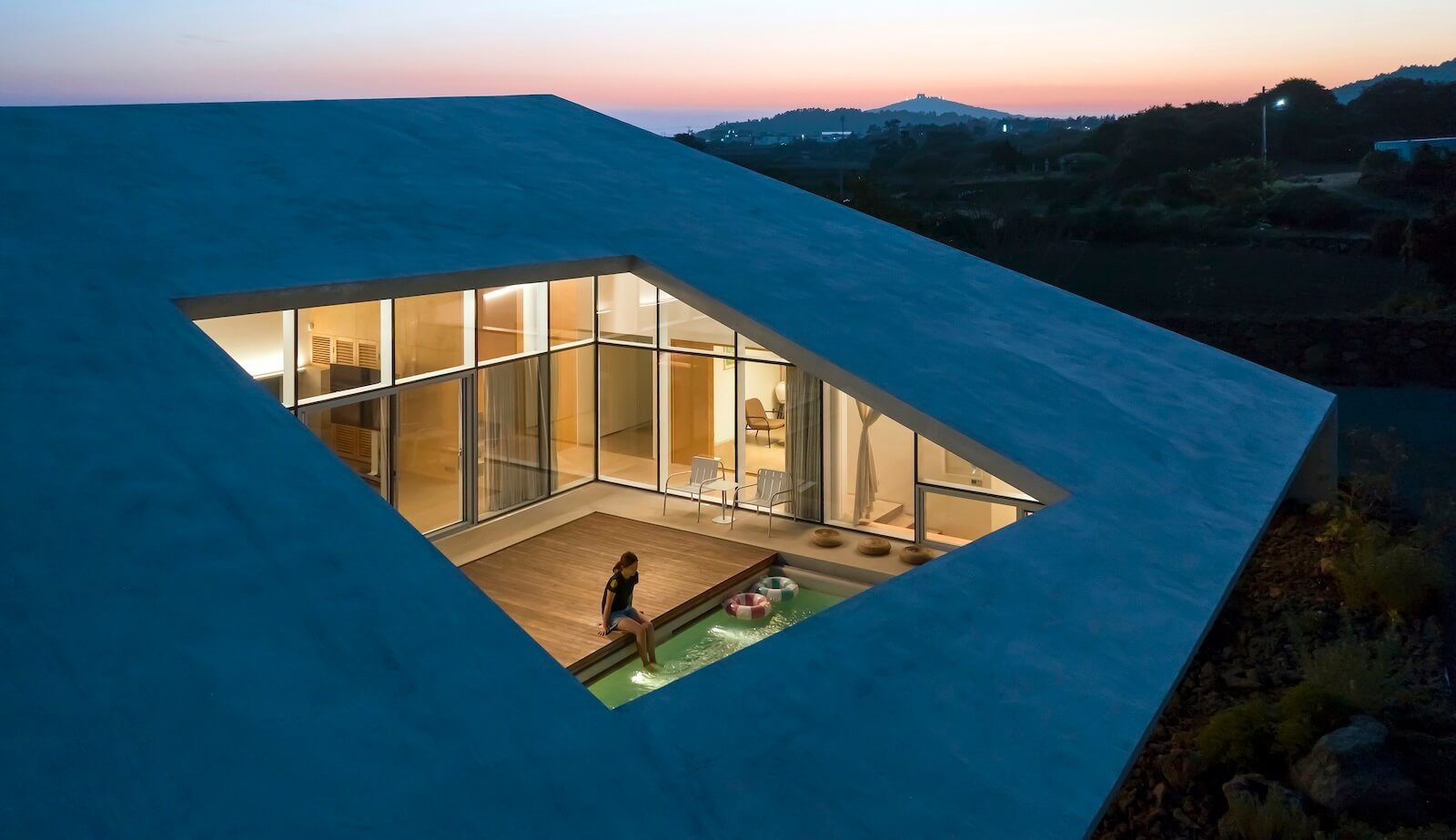 Byoung Cho sloped roof house in Jeju