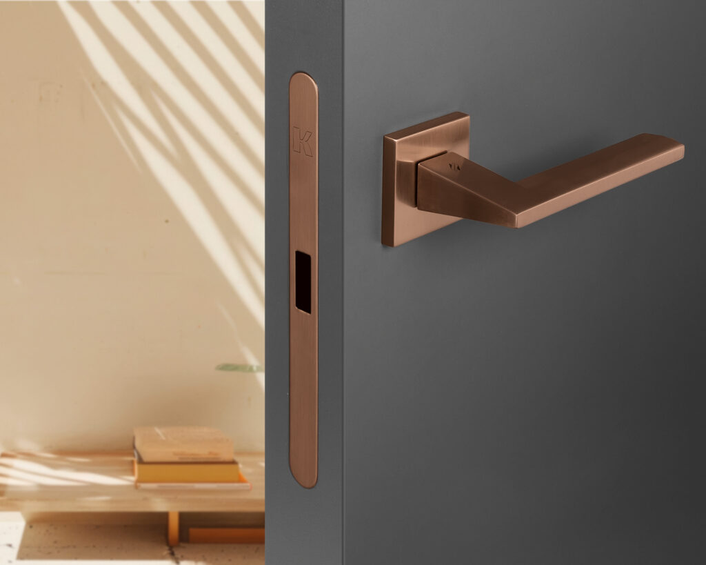 Kombo Box by Colombo Design America