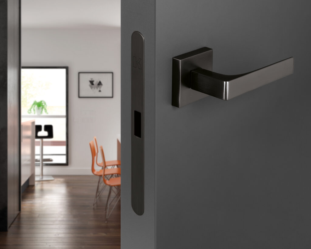 Kombo Box by Colombo Design America